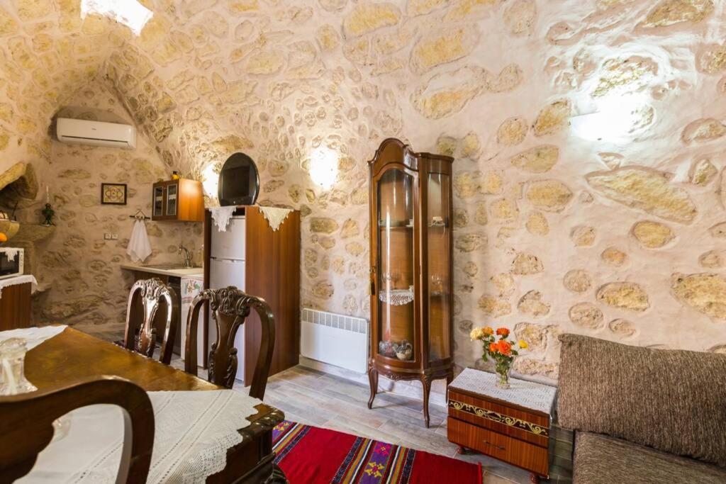 Tholos Home Khromonastirion Ngoại thất bức ảnh